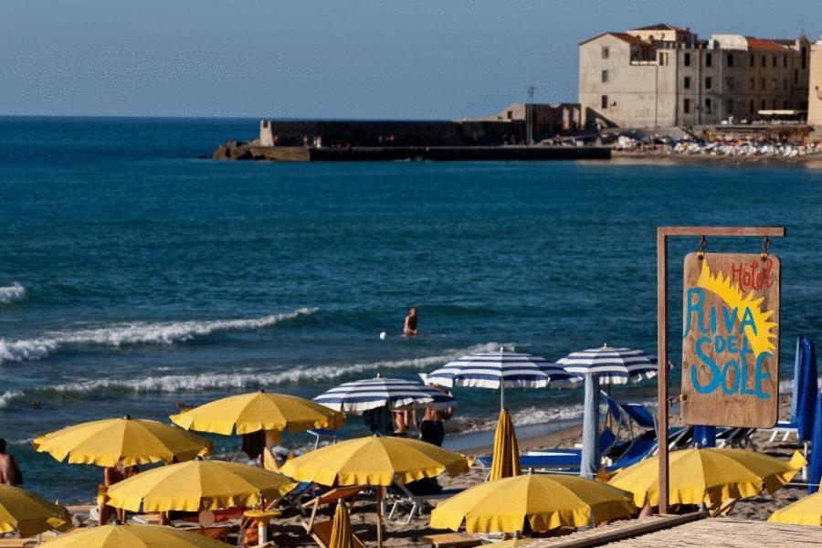 Camera Tripla con Vista Mare