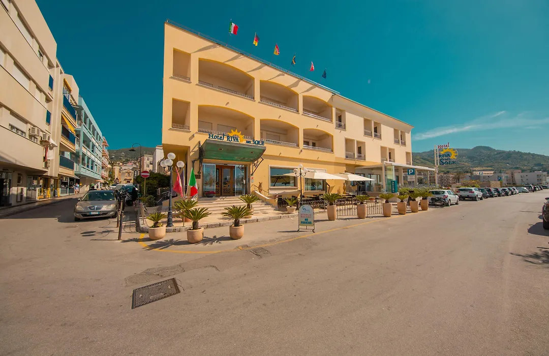 Hotel Riva Del Sole-1